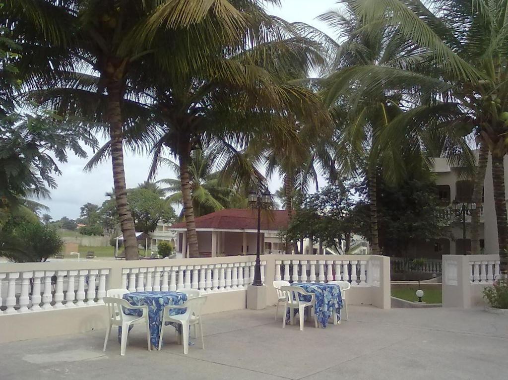Mansea Beach Hotel Кололи Екстериор снимка