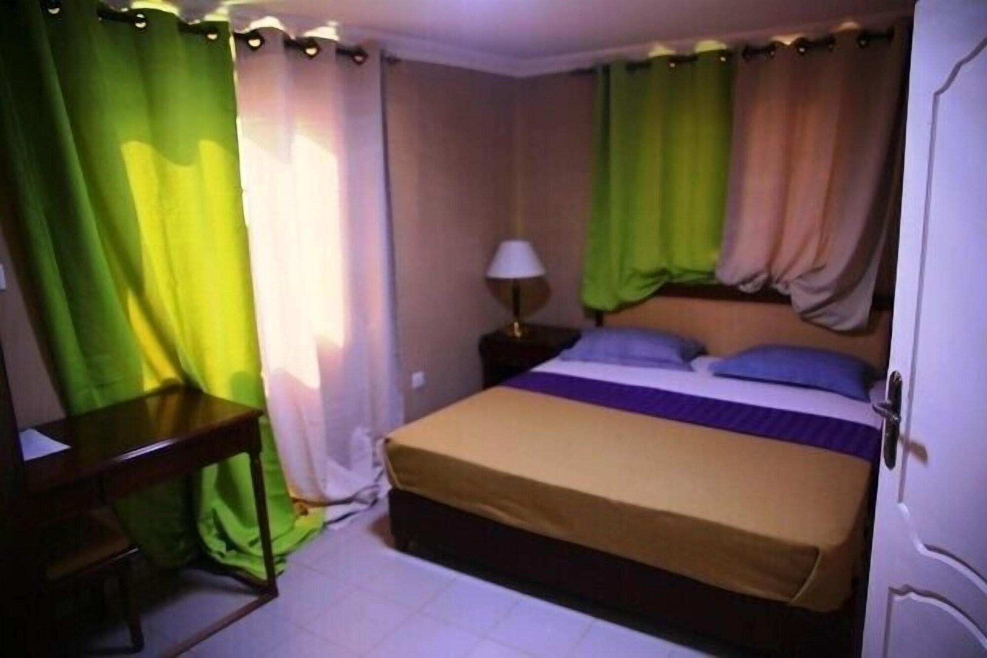 Mansea Beach Hotel Кололи Екстериор снимка