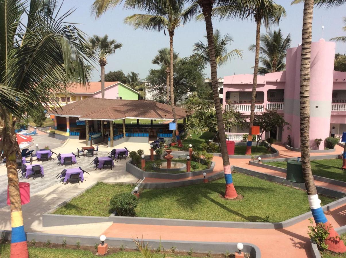 Mansea Beach Hotel Кололи Екстериор снимка
