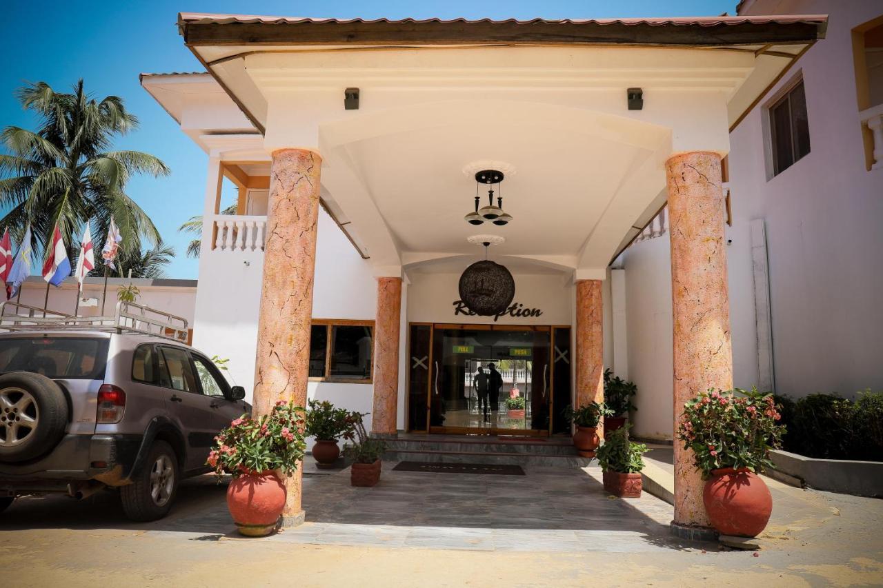 Mansea Beach Hotel Кололи Екстериор снимка